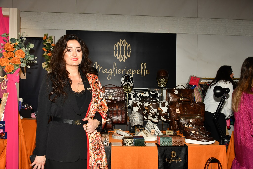 Bollywood I��lt�s�  Raffles �stanbul�u Sard� 